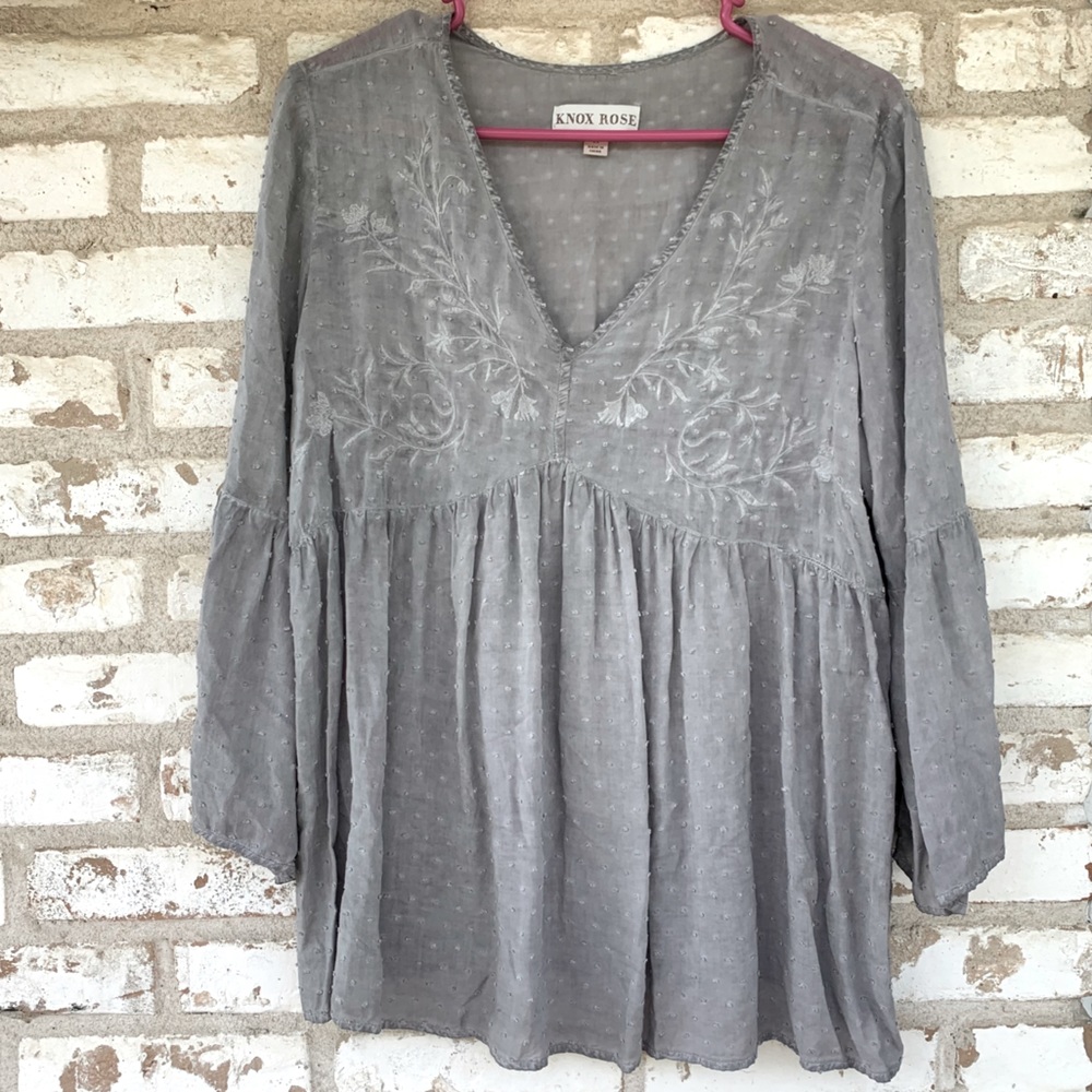Knox Rose peasant top with bell sleeves